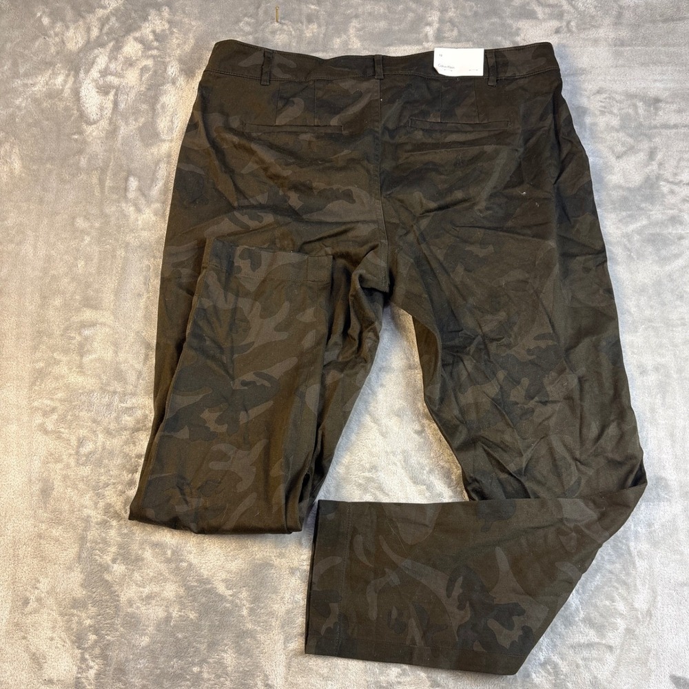 Calvin Klein Womens Camo Ankle Pants Size 12 Dark Olive Green Utility Trousers - Picture 7 of 7